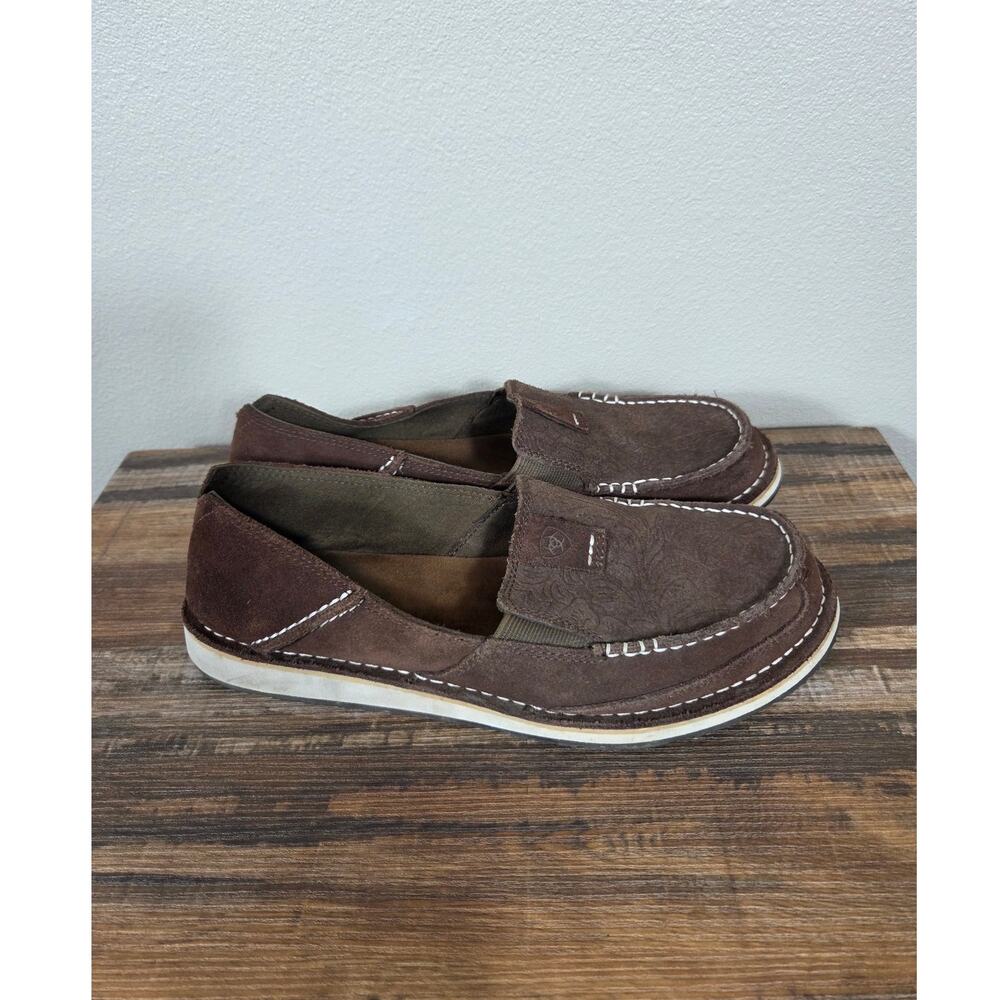 Ariat Woman's Floral Embossed Brown Suede Leather Slip on Cruisers Size 10B
